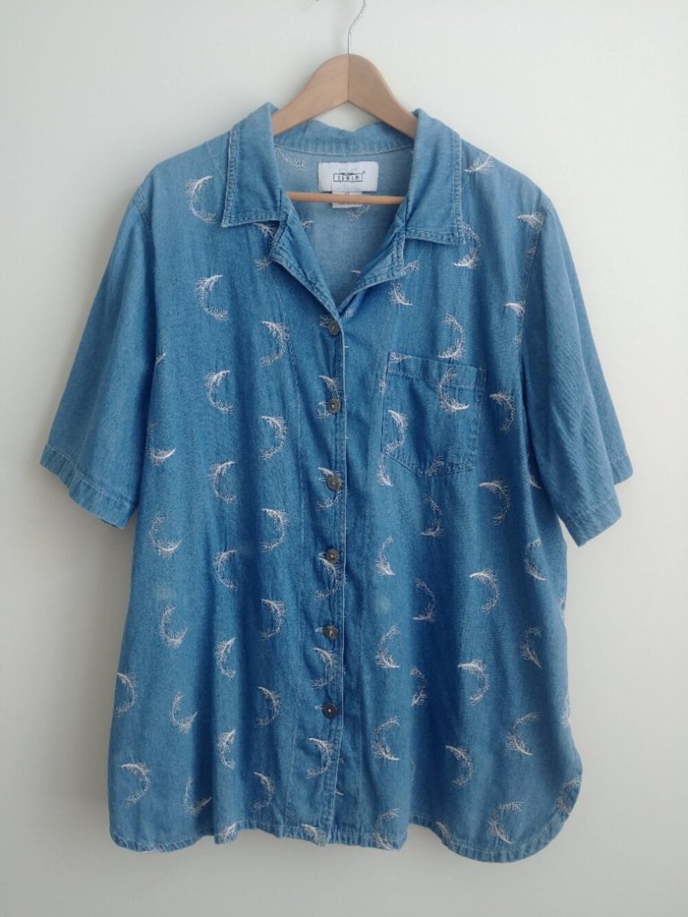 100% cotton size 22 button down short embroidered denim shirt top camp collar